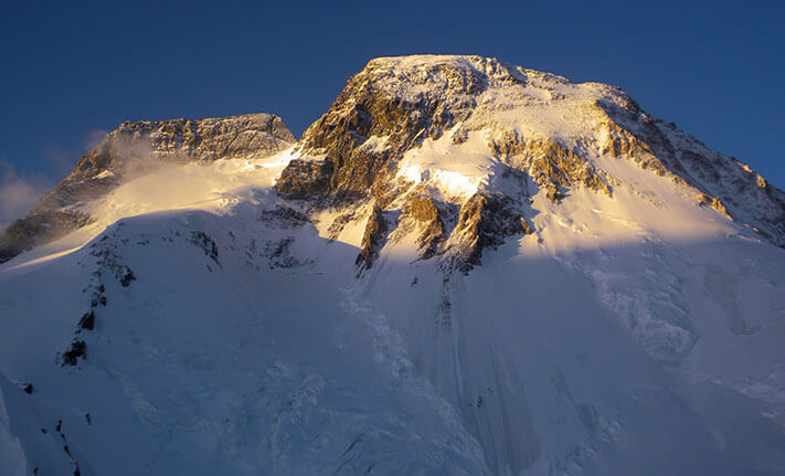 BROAD PEAK